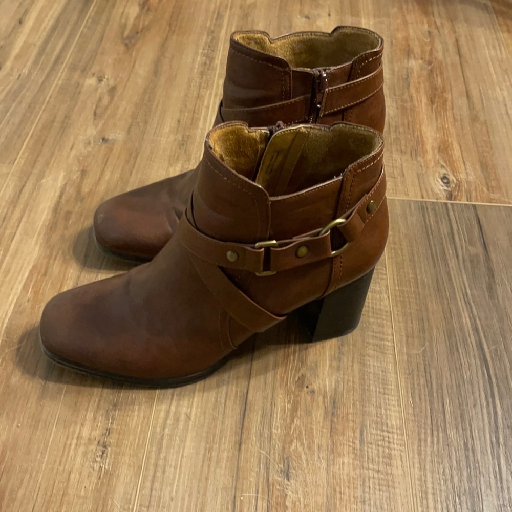Womens boots